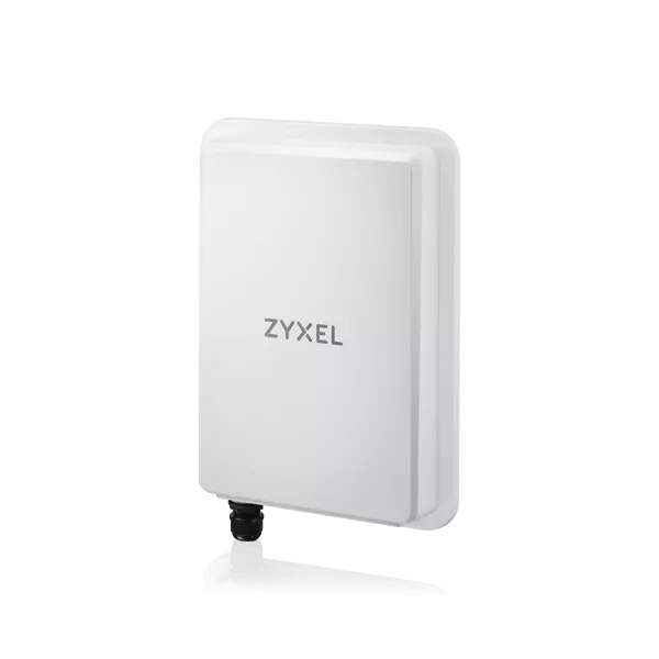 Zyxel NR7501: Ultra-Fast 5G NR Outdoor Router (Sub-6 & mmWave)